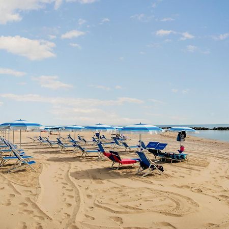 Residence Brezza Di Mare San Benedetto del Tronto Ngoại thất bức ảnh