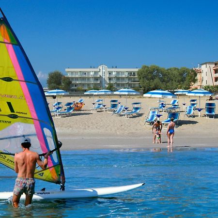 Residence Brezza Di Mare San Benedetto del Tronto Ngoại thất bức ảnh