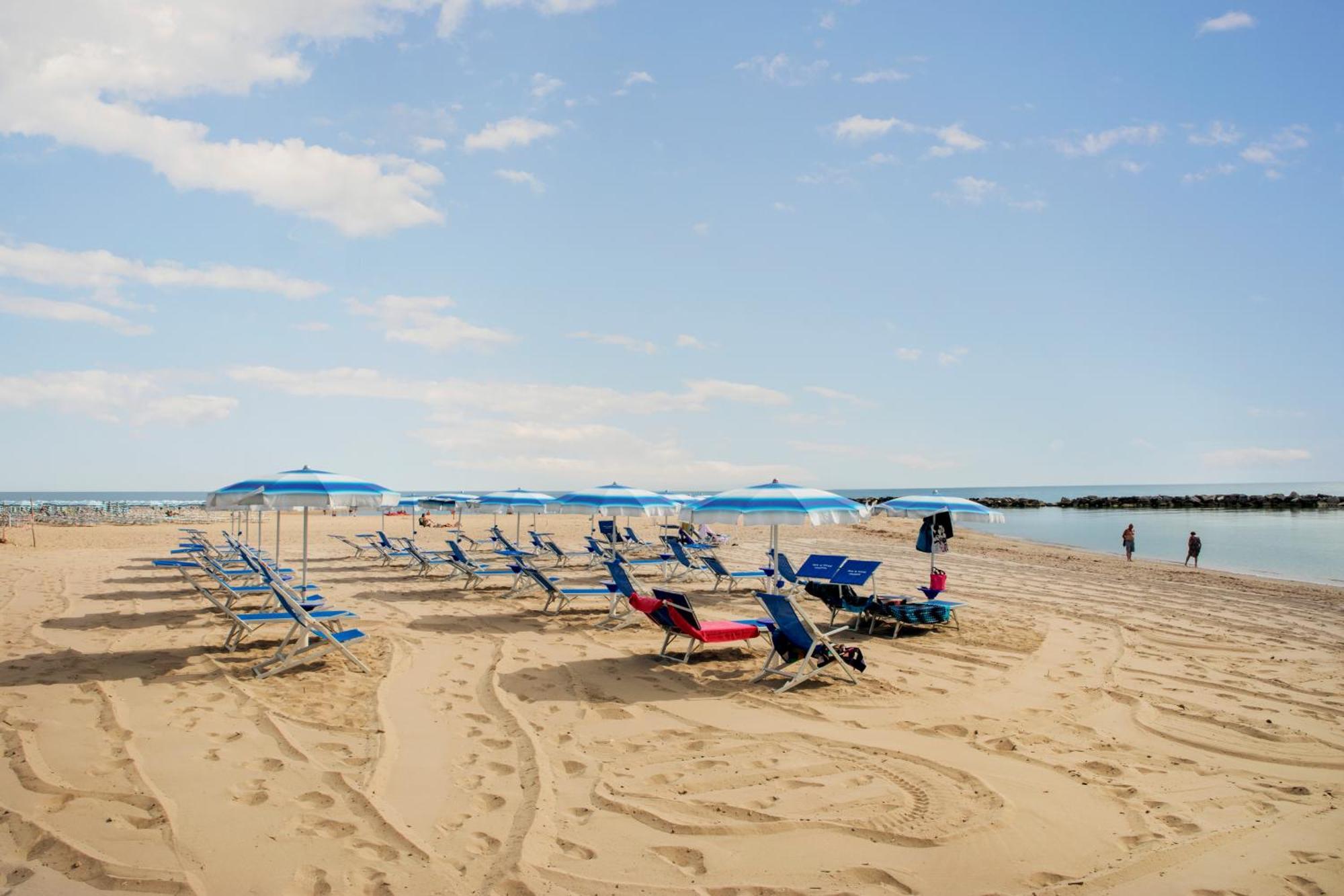 Residence Brezza Di Mare San Benedetto del Tronto Ngoại thất bức ảnh