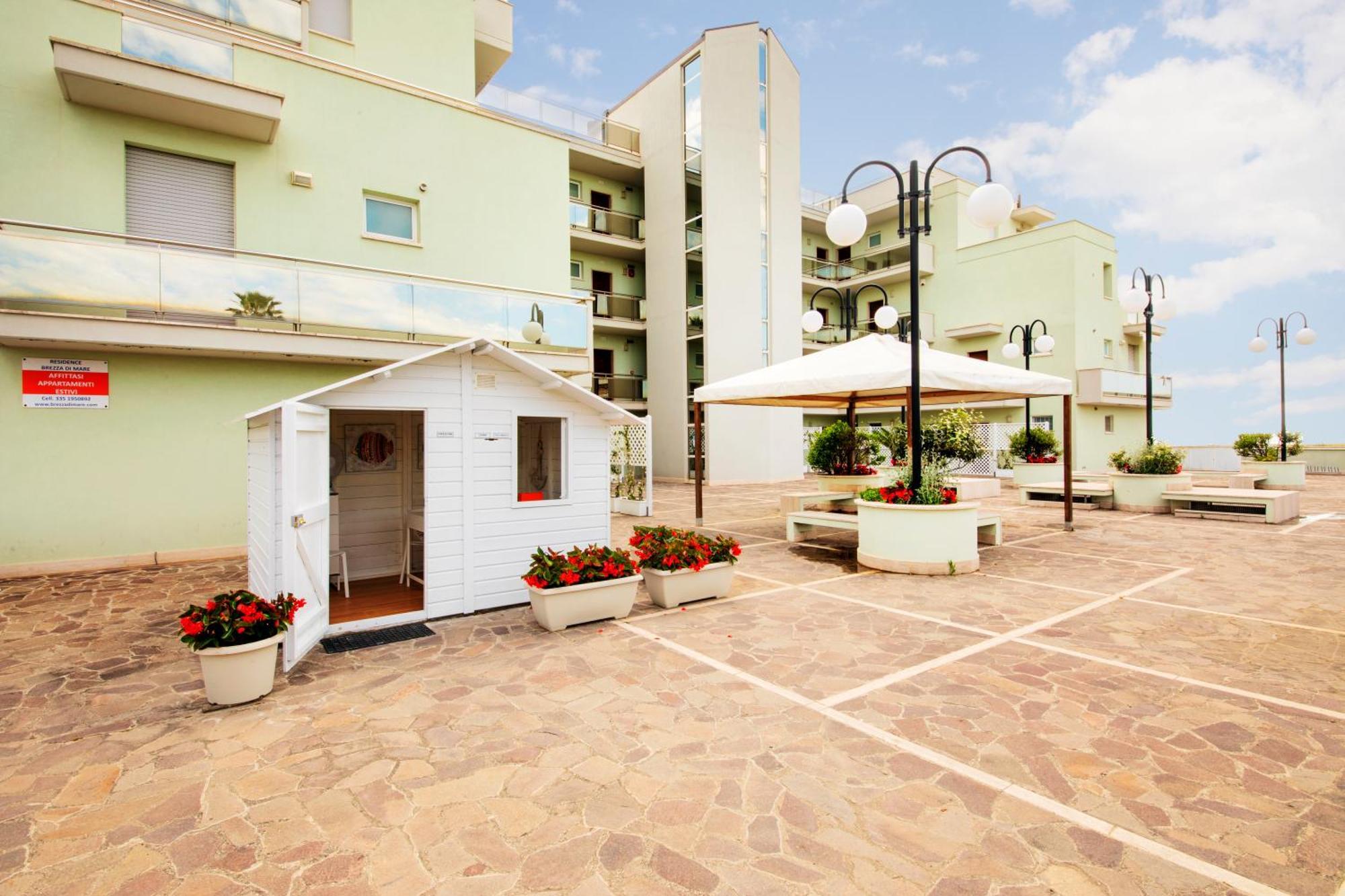 Residence Brezza Di Mare San Benedetto del Tronto Ngoại thất bức ảnh