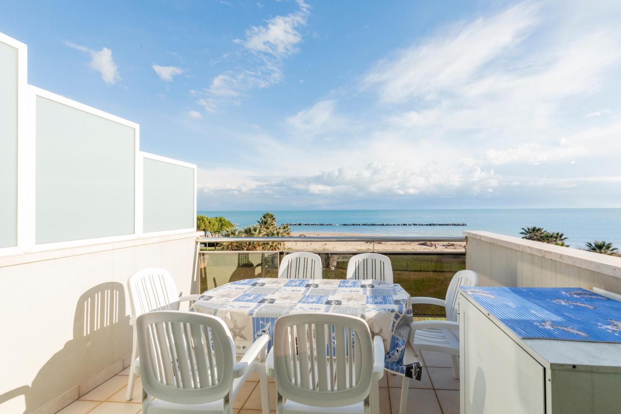 Residence Brezza Di Mare San Benedetto del Tronto Ngoại thất bức ảnh